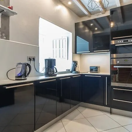 Cosy Et Moderne Au Coeur Des Pyrénées Сasa de vacaciones